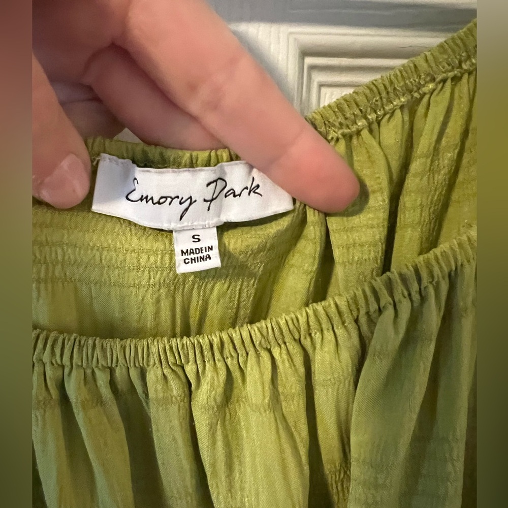 Green Puff Sleeve Maxi Dress - Picture 3 of 3